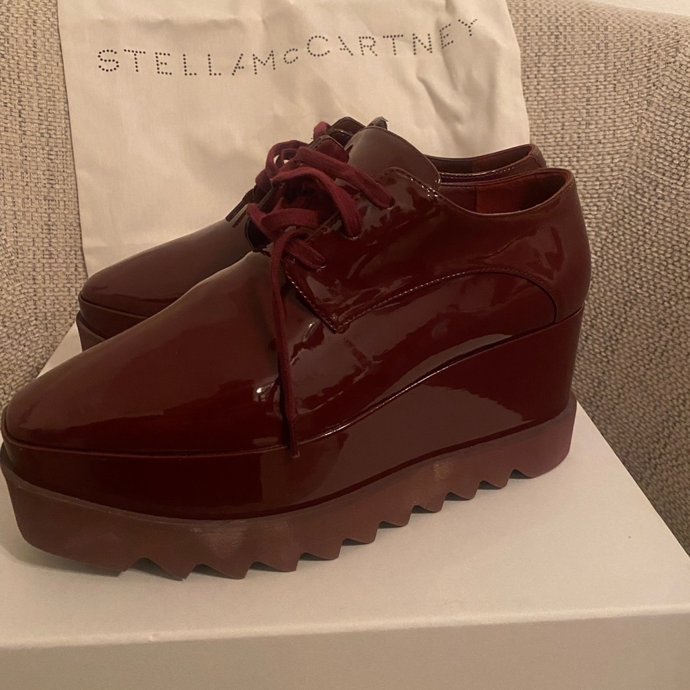 Stella McCarthy limited edition Elyse Shiny Patent Red Gala platforms